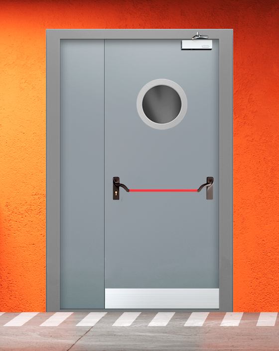 Противопожарная полуторная серая дверь EI 60 (2-го типа) с ручкой антипаника, круглым окном, узким отбойником