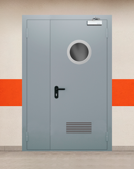 Противопожарная полуторная серая дверь EI 30 (3-го типа) с круглым окном, прямоугольной решеткой